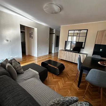 Ritual Apartment *